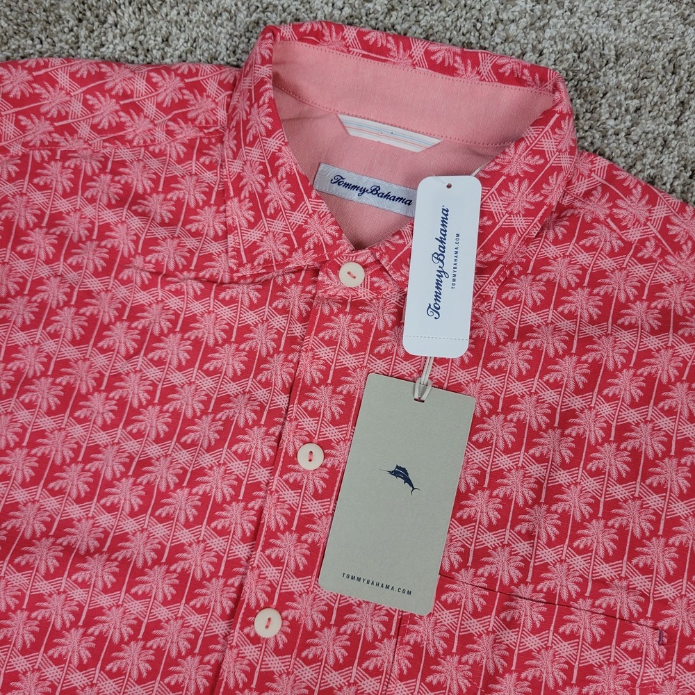NWT Tommy Bahama Mens Medium Red AOP Floral Hawaiian SS Viscose